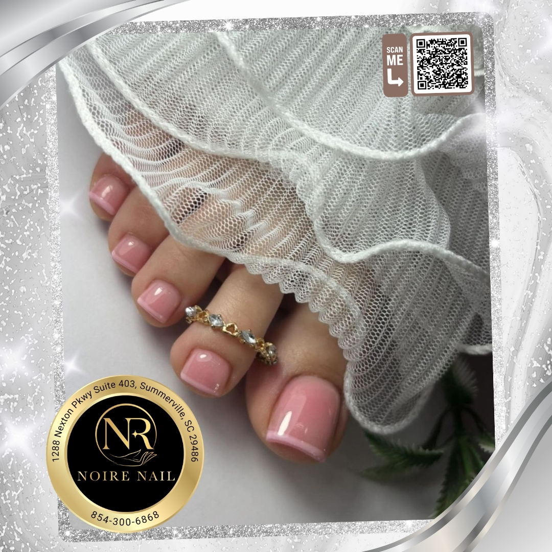 Trending nail design this summer 2026